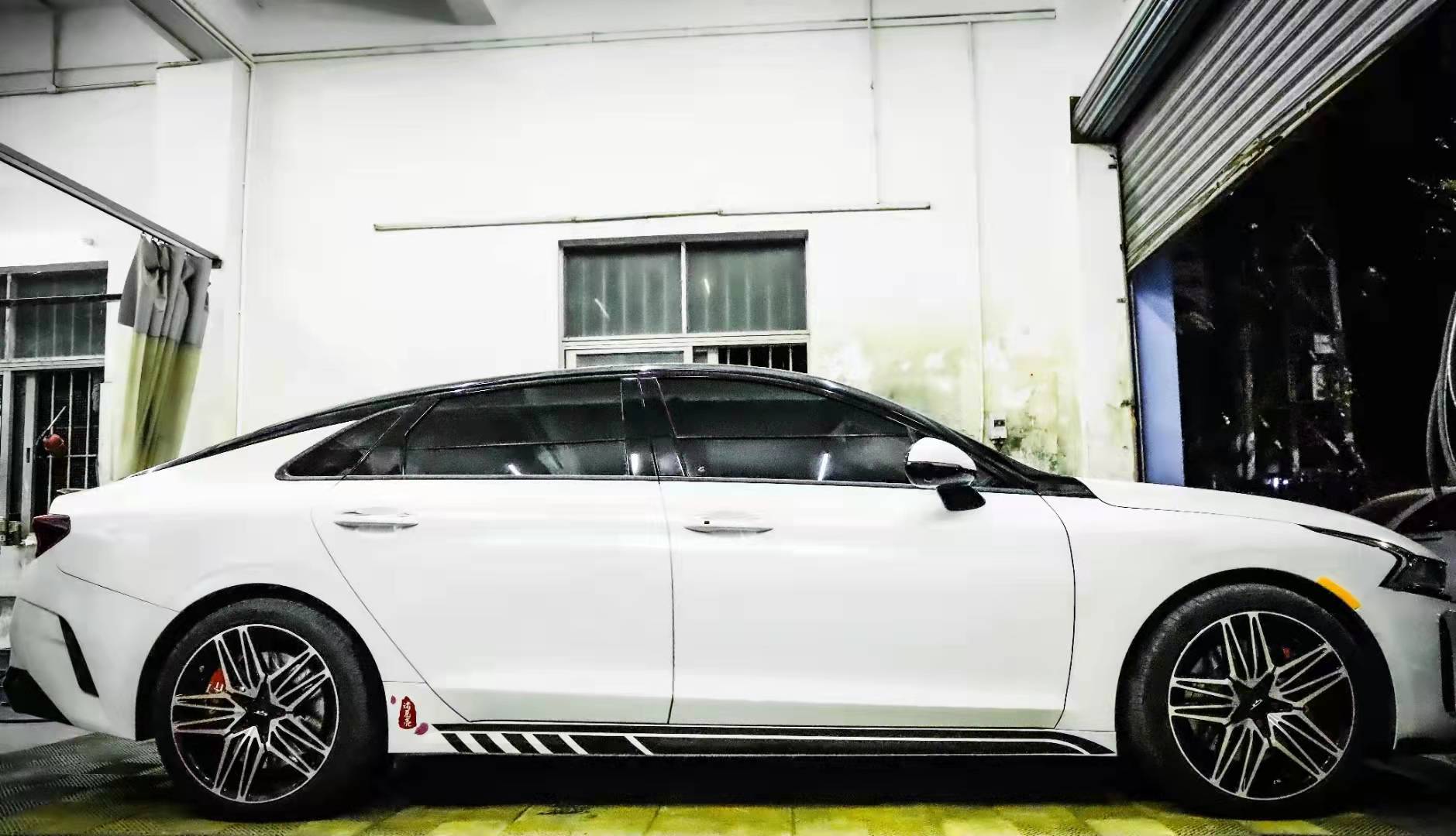 K5 凱酷高顏值、高性能，重新定義B級(jí)車(chē)體驗(yàn)標(biāo)桿！改裝亦不能少